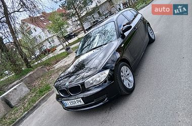 Хэтчбек BMW 1 Series 2005 в Киеве