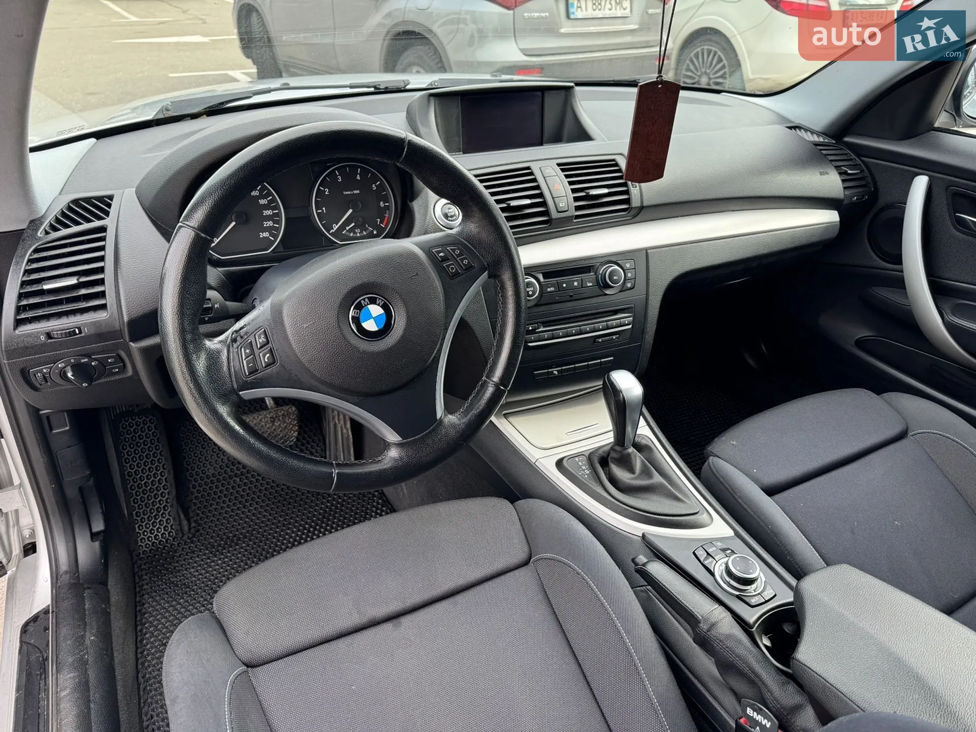 2010 BMW 1er - мініатюра 12