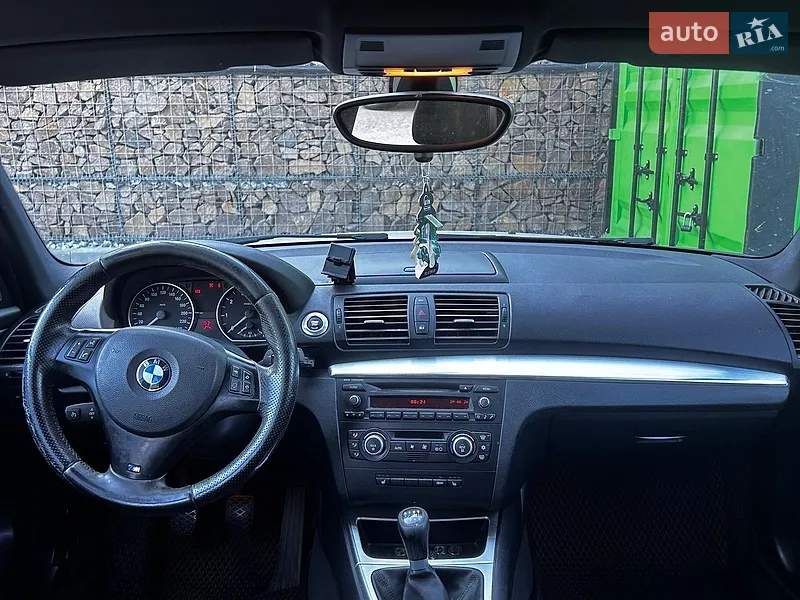BMW 1 Series 2008 VIN WBAUE51060PZ27720 фото оголошення 21 з 63