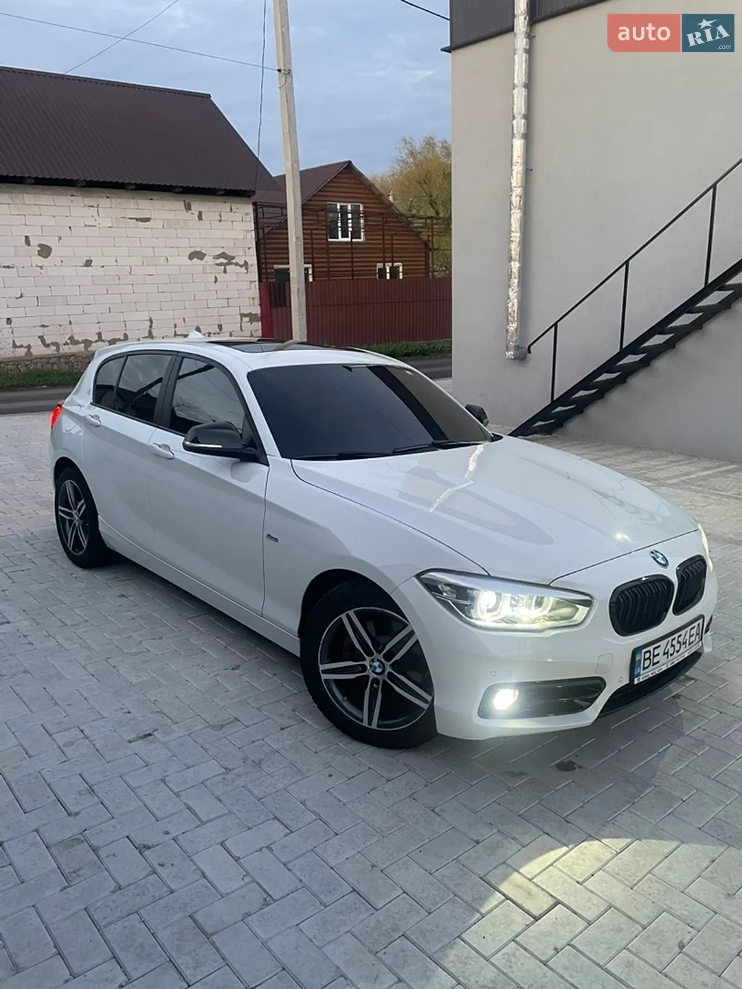 2016 BMW 1er - мініатюра 3