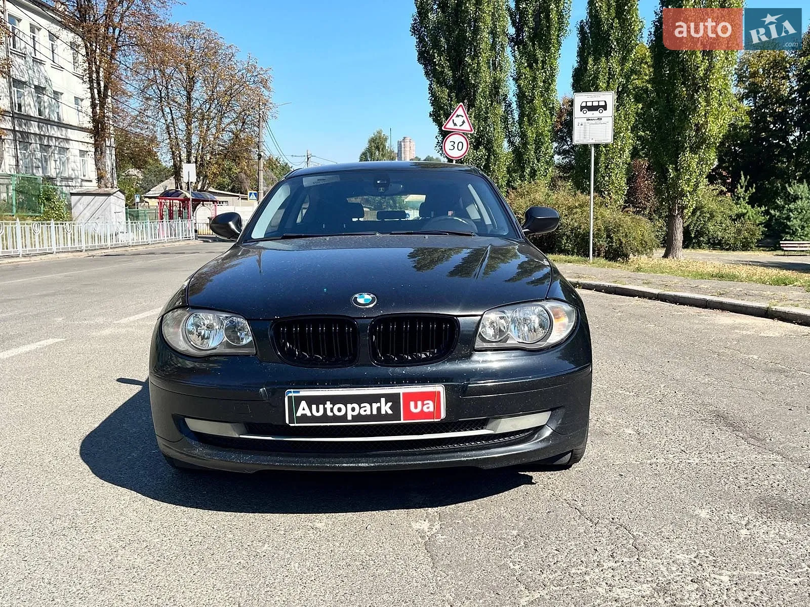 2010 BMW 1er - мініатюра 2