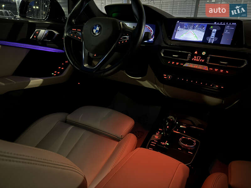 Купе BMW 2 Series Gran Coupe 2020 в Києві фото 60 Купе BMW 2 Series Gran Coupe 2020 в Києві