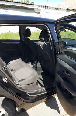 Минивэн BMW 2 Series Gran Tourer 2017 в 