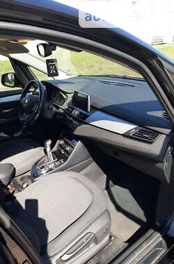 Минивэн BMW 2 Series Gran Tourer 2017 в 