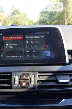 Минивэн BMW 2 Series Gran Tourer 2017 в 