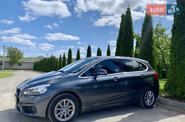 Минивэн BMW 2 Series Gran Tourer 2016 в 