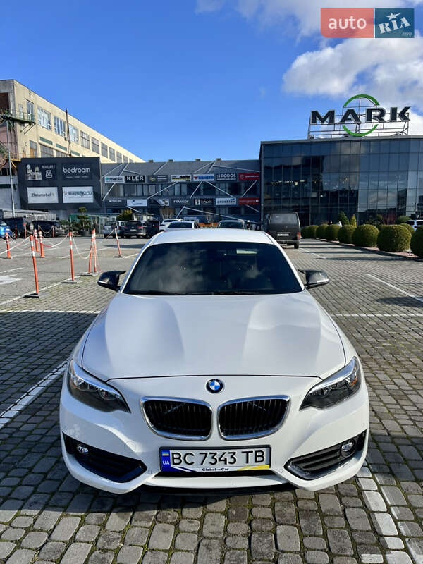 Купе BMW 2 Series 2015 в Львове
