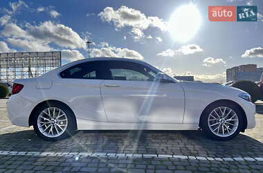 Купе BMW 2 Series 2015 в Львове