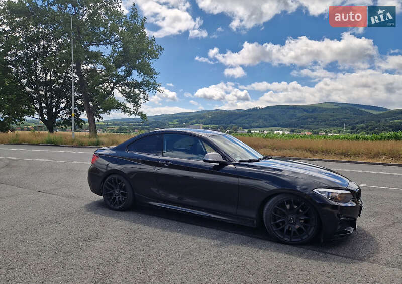 Купе BMW 2 Series 2015 в 