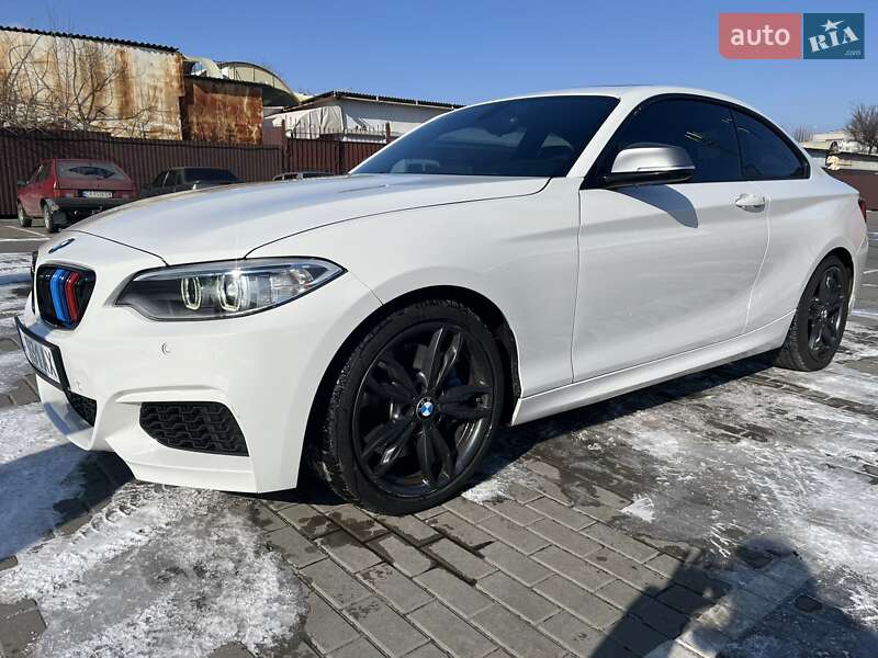 Купе BMW 2 Series 2015 в Черкасах
