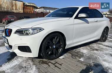 Купе BMW 2 Series 2015 в 
