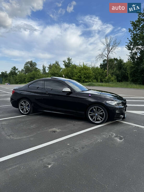 Купе BMW 2 Series 2015 в 