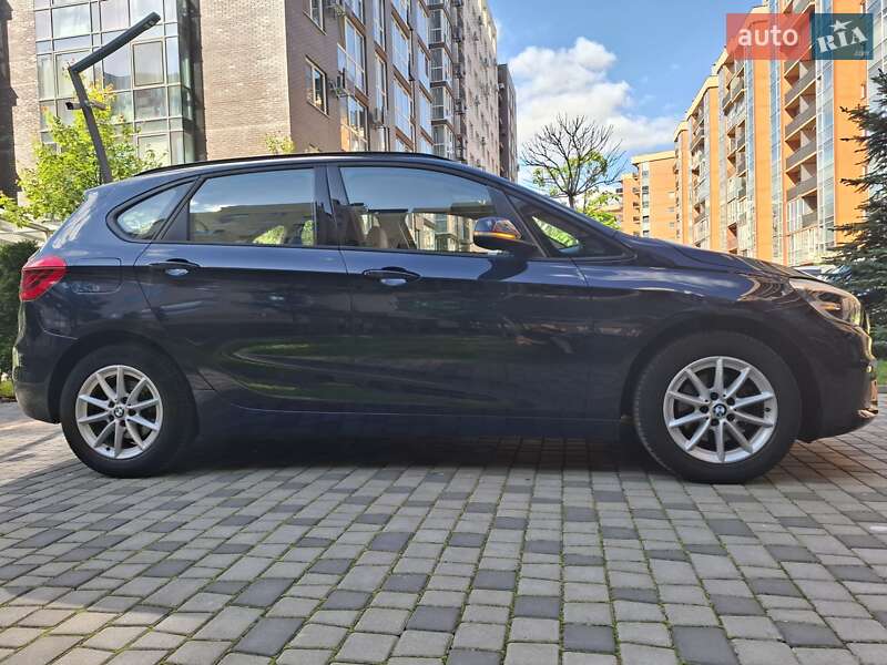 Микровэн BMW 2 Series 2015 в Черновцах фото 7 Микровэн BMW 2 Series 2015 в Черновцах