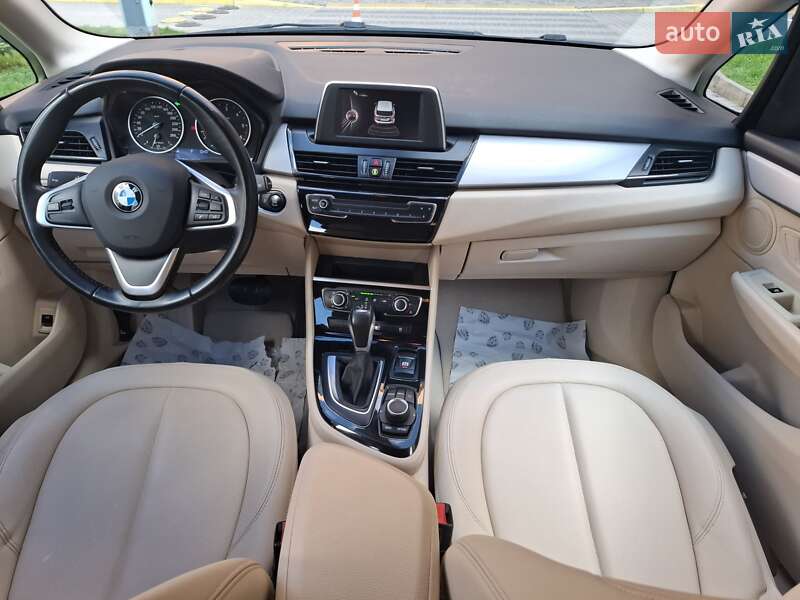 Микровэн BMW 2 Series 2015 в Черновцах фото 16 Микровэн BMW 2 Series 2015 в Черновцах