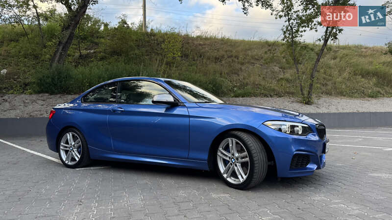 Купе BMW 2 Series 2017 в Киеве