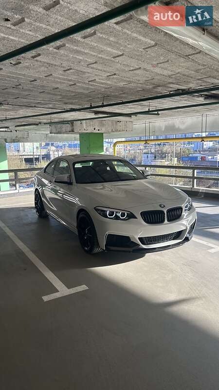 Купе BMW 2 Series 2016 в Киеве фото 5 Купе BMW 2 Series 2016 в Киеве