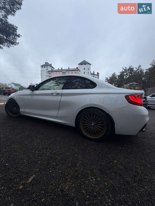Купе BMW 2 Series 2015 в Киеве