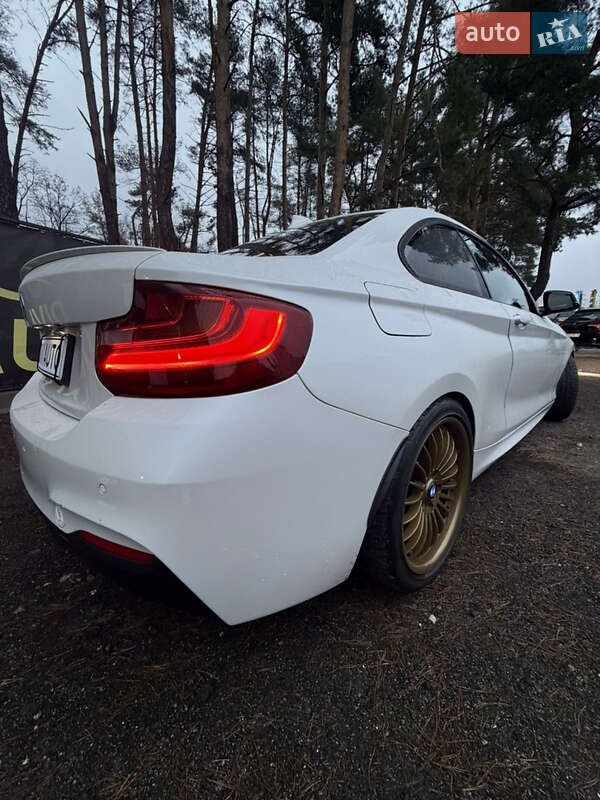 Купе BMW 2 Series 2015 в Киеве