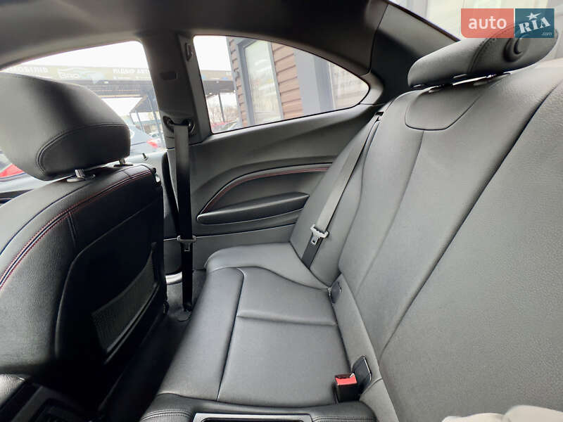 Купе BMW 2 Series 2016 в Виннице