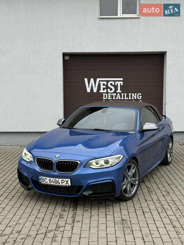 Кабриолет BMW 2 Series 2015 в Ужгороде