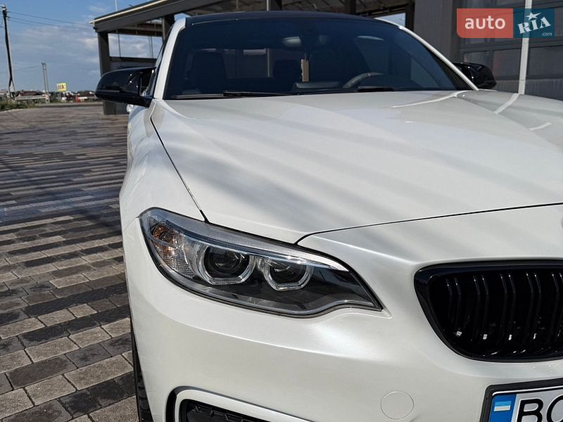 Купе BMW 2 Series 2015 в Львове