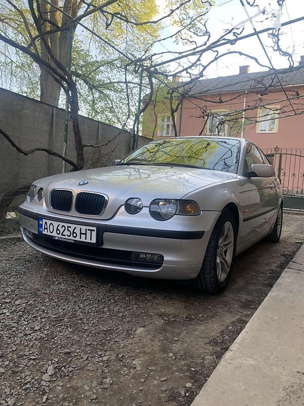 Купе BMW 3 Series Compact 2001 в Ужгороде