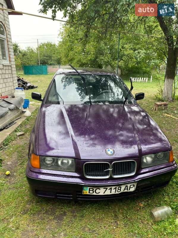 Купе BMW 3 Series Compact 1996 в 