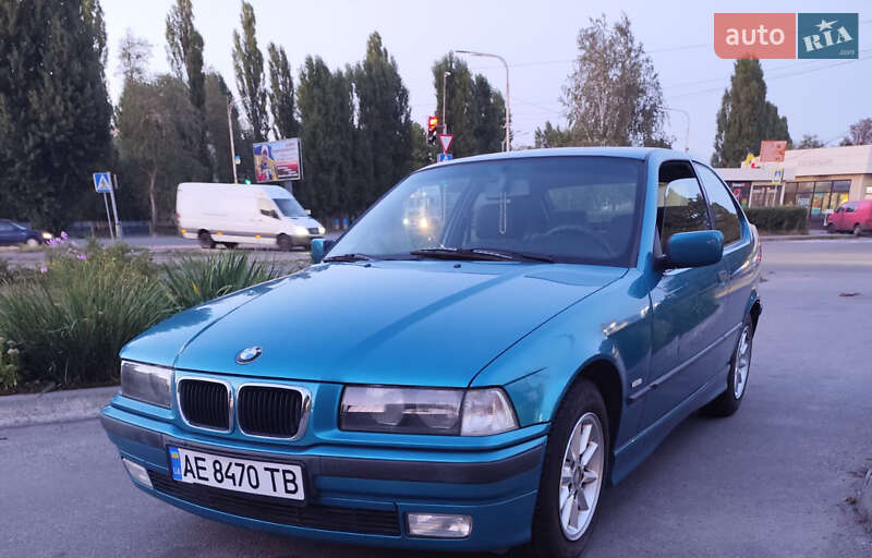 Купе BMW 3 Series Compact 1997 в Павлограде