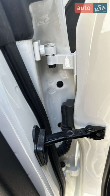 Лифтбек BMW 3 Series GT 2013 в Луцке фото 21 Лифтбек BMW 3 Series GT 2013 в Луцке