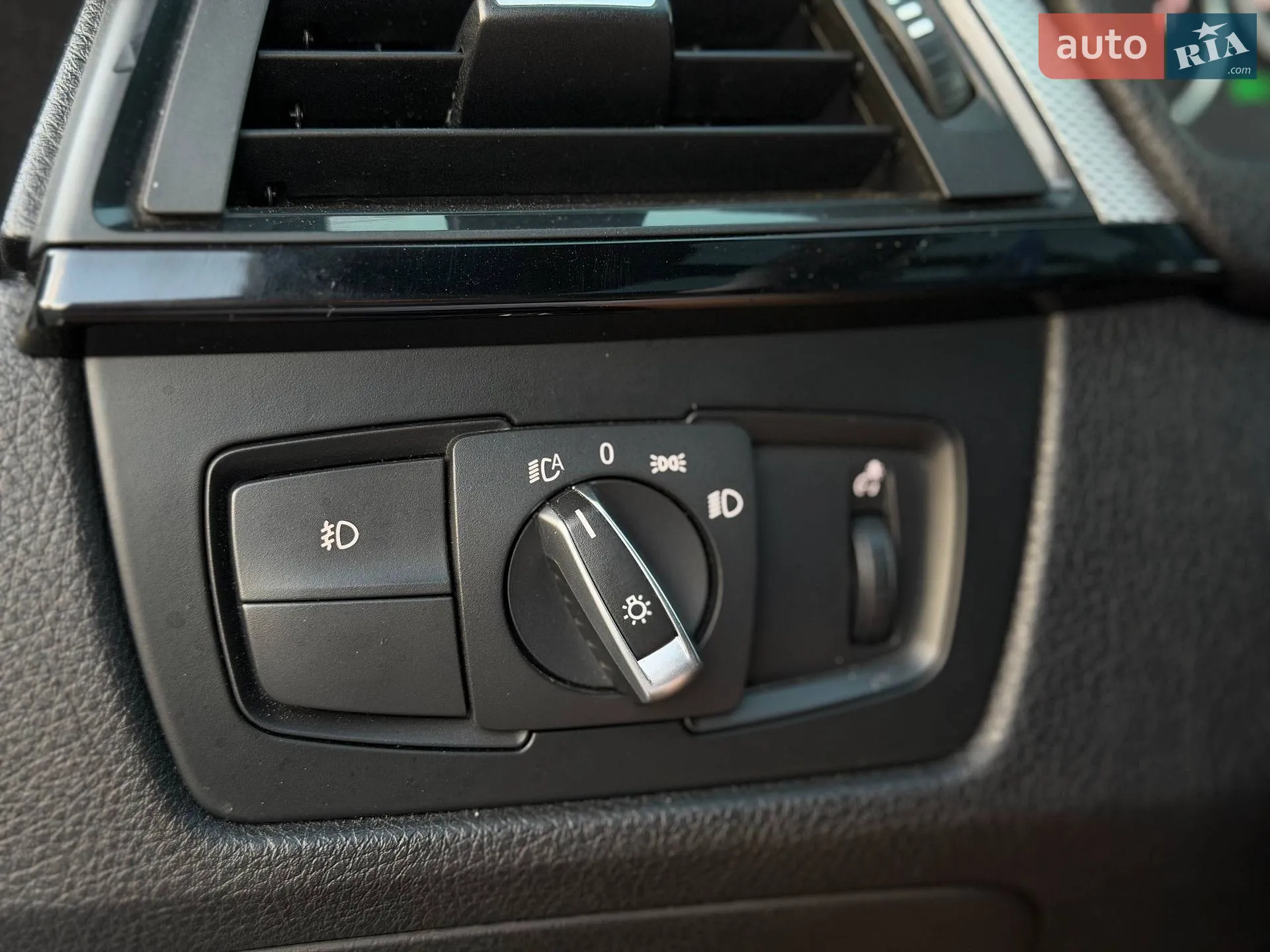 2013 BMW 3er - мініатюра 22
