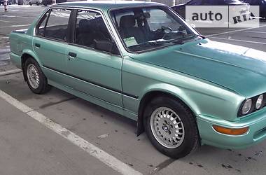 Седан BMW 3 Series 1986 в Харькове