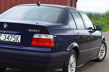 Седан BMW 3 Series 1997 в Дрогобыче