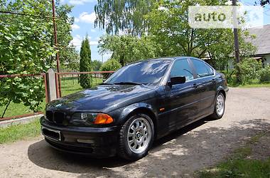 Седан BMW 3 Series 2001 в Львове