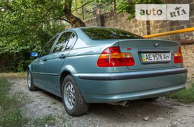 Седан BMW 3 Series 2003 в Днепре