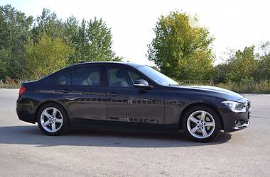 Седан BMW 3 Series 2013 в Киеве