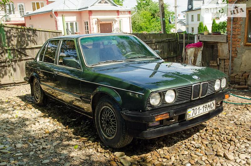 Седан BMW 3 Series 1986 в Ивано-Франковске