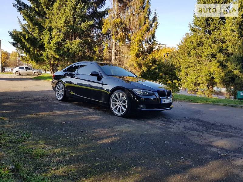 Купе BMW 3 Series 2008 в Ровно