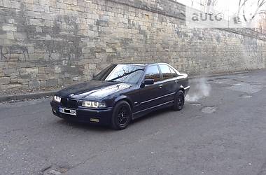 Седан BMW 3 Series 1997 в Николаеве