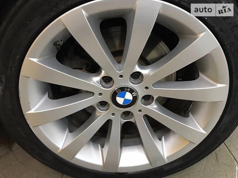 Седан BMW 3 Series 2011 в Одессе