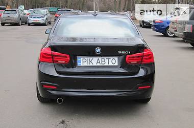 Седан BMW 3 Series 2016 в Киеве