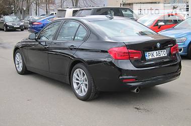 Седан BMW 3 Series 2016 в Киеве