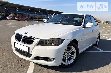 Седан BMW 3 Series 2011 в Киеве