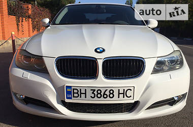 Седан BMW 3 Series 2011 в Одессе