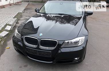 Седан BMW 3 Series 2011 в 