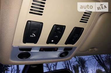 Седан BMW 3 Series 2011 в 