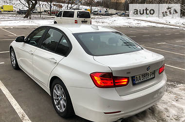 Седан BMW 3 Series 2013 в Киеве