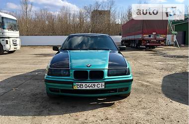 Седан BMW 3 Series 1996 в Довжанську