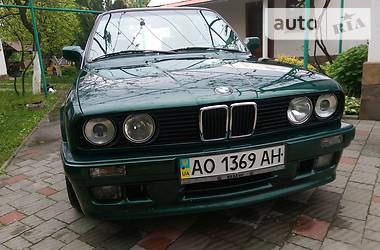 Седан BMW 3 Series 1988 в Мукачево