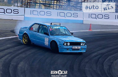Купе BMW 3 Series 1990 в 