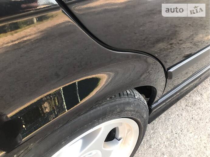 Седан BMW 3 Series 1991 в Ивано-Франковске